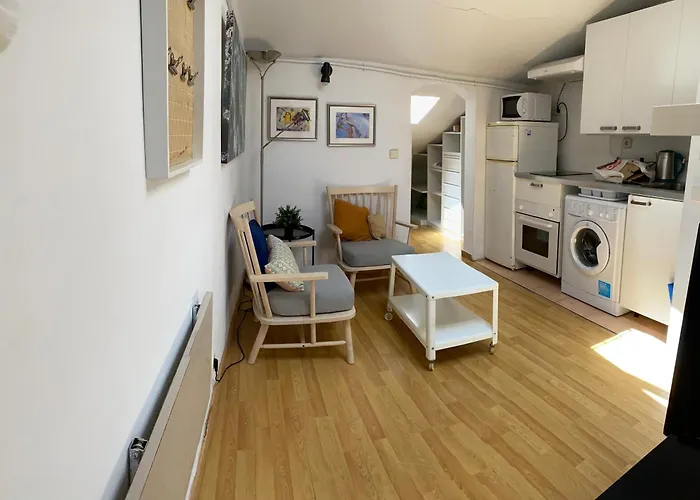 San Bernabé, apartamento para 2 en las Vistillas junto a metro Puerta de Toledo